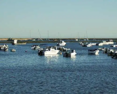Self-guided Discovery Walk Faro's statues, ships and sanctuaries