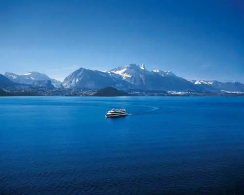 Day ticket Lake Thun Winter