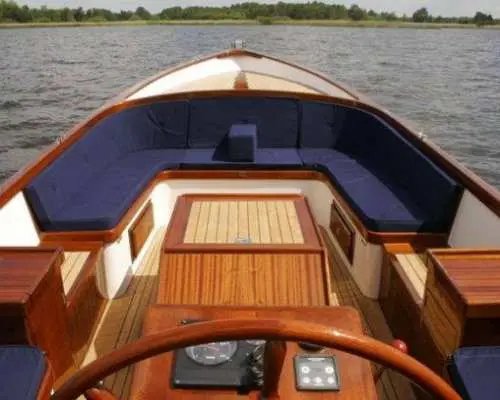 Lake Zurich private boat tour from Zurich