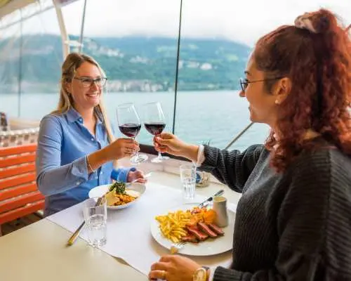 Lunch and boat tour Lake Lucerne from Lucerne