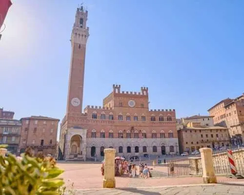 Day Trip to Pisa, Siena and San Gimignano with Optional Lunch