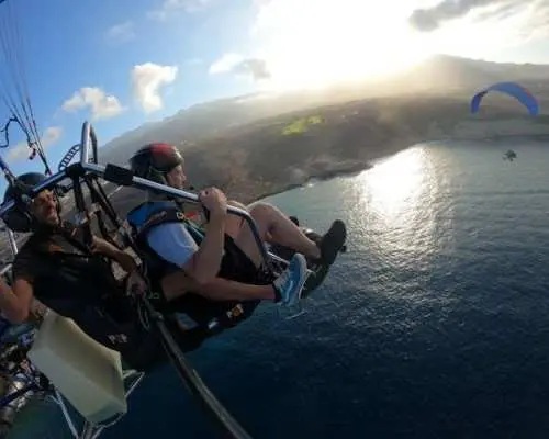Acrobatic paratrike flight over Tenerife