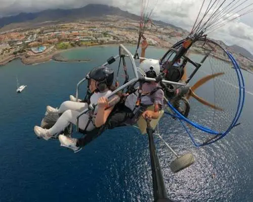 Acrobatic paratrike flight over Tenerife