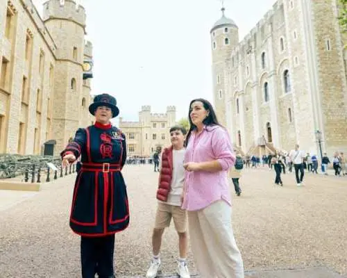 Tower of London, Crown Jewels and Yeoman Warder Walking Tour