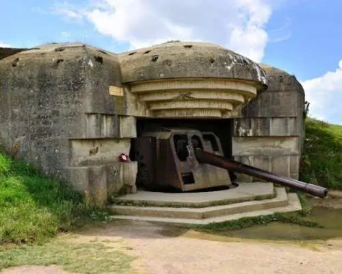Guided tour to D-Day beaches from Paris with transport