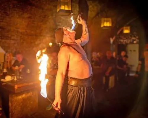 Czech Medieval Experience with Castle, Brewery Visit and Dinner Show