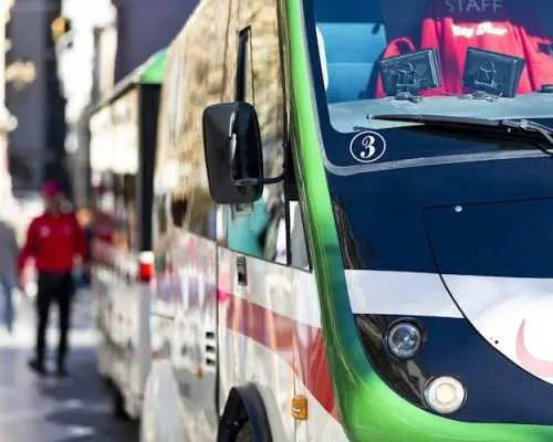 格拉纳达随上随下观光列车