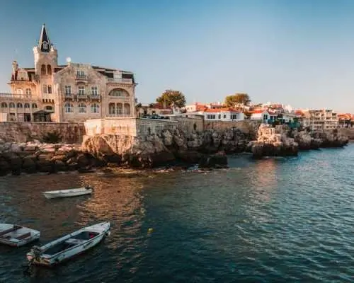 Sintra Deluxe tour with Cascais and Estoril