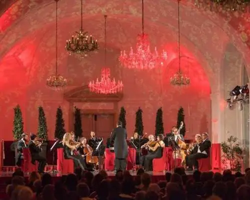 Vienna after-hours palace tour and concert at Schönbrunn