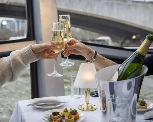 London Dinner Cruise on the River Thames