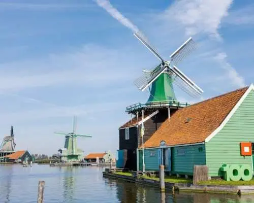Zaanse Schans windmill and clog factory visit with cheese tasting from Amsterdam