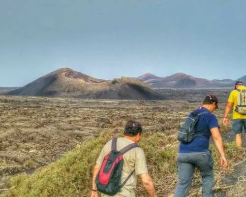 Vé tham quan leo núi công viên tự nhiên Los Volcanes từ phía nam.