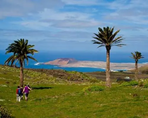 La Corona Volcano Trekking Tour