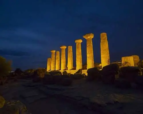Private sunset tour of the Valley of the Temples in Agrigento