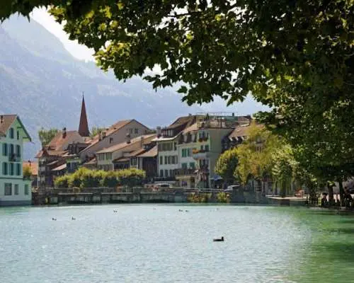 Grindelwald, Interlaken, and Lauterbrunnen day trip from Zurich