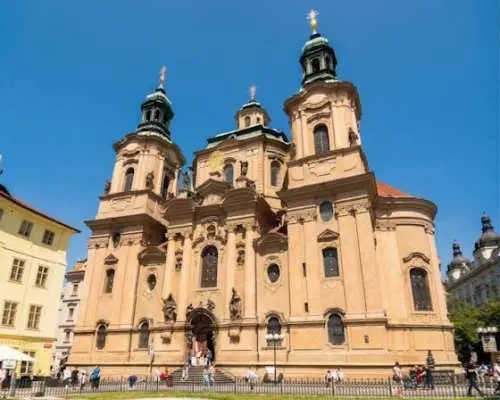 Prague walking tour of Old Town and Prague Castle