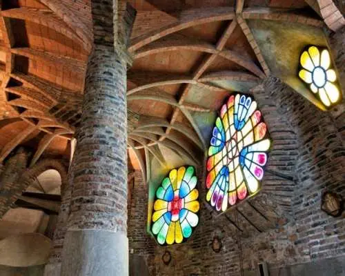 Colonia Güell Combinat entrance with audio guide +  train ticket from Barcelona