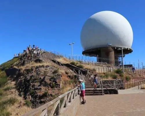 Open roof 4x4 Arieiro Peak and Cristo Rei tour with dolphin watching