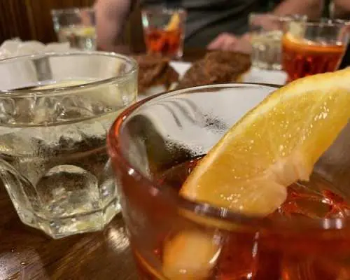 威尼斯夜间街头美食美酒之旅