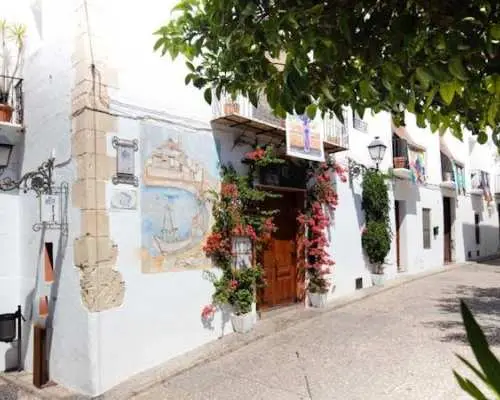Day trip to Guadalest, Altea and the Algar Waterfalls from Alicante
