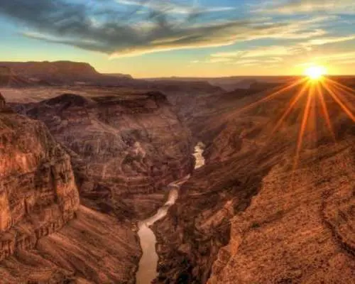 Grand Canyon South Rim bus tour and helicopter ride