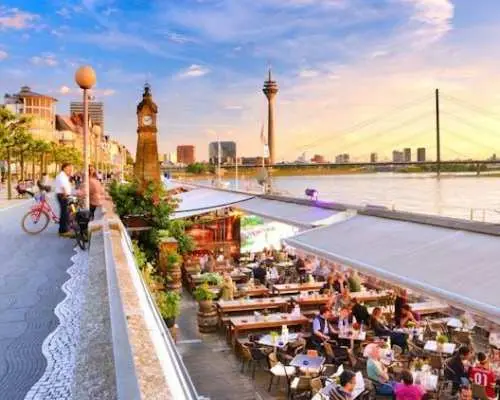 Düsseldorf Guided Tour from Cologne by Train