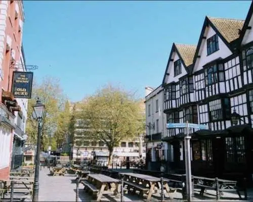 The best of Bristol audio tour of the city and its pubs