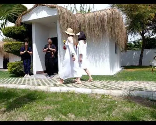 Wellness and spa beauty care with pick-up from Side