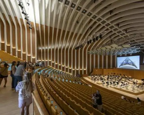 Palau de les Arts opera house self-guided visit with brouchure