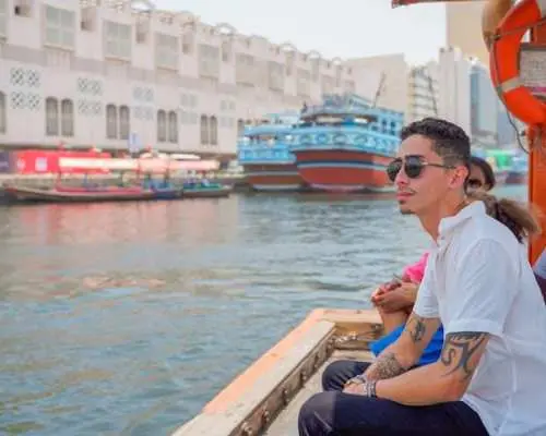 Old Dubai Walking Tour with Water Taxi Ride and Snacks