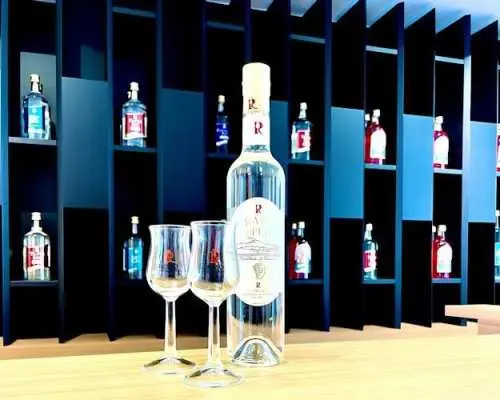 Etna liquor tasting tour