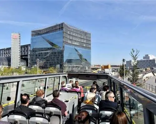 Hop-on hop-off city tour and Spree boat tour combo ticket for 24,48 or 72 hours
