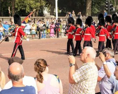 London Walking Tour With Food Tasting