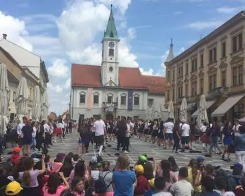 Small group tour of Varazdin baroque town and Trakoscan Castle from Zagreb