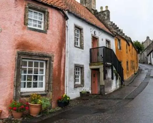 Outlander Explorer day trip from Edinburgh