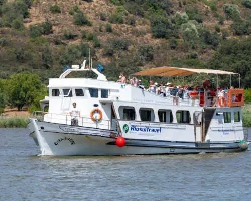 Guadiana River cruise with barbecue