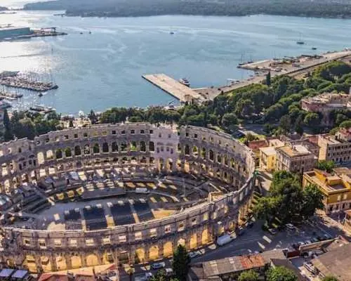 Explore Pula on your own