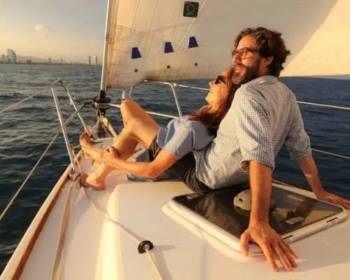 Sunset Sailing Experience with Spanish Tapas and Premium Open Bar