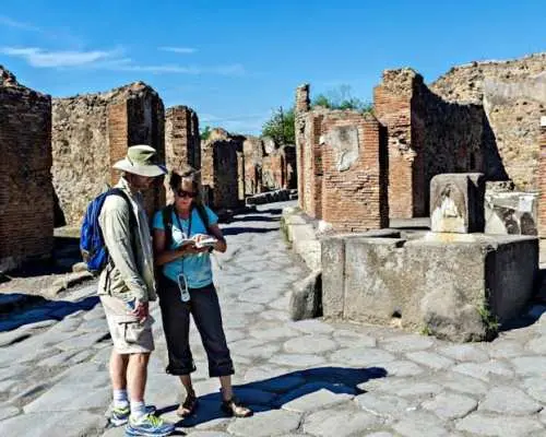 Pompeii's new discoveries small-group guided tour