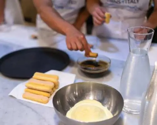 Moka coffee and tiramisù cooking class in Rome