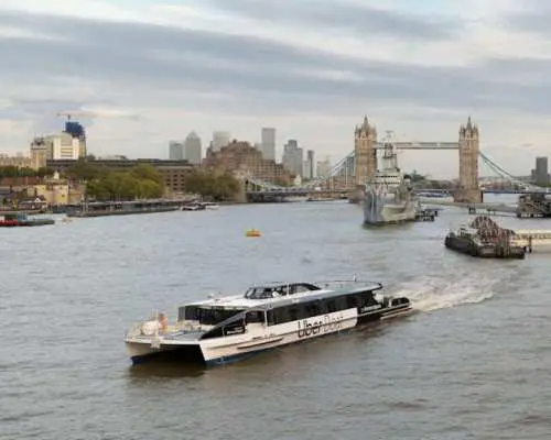 London sightseeing with 2-day Thames boat and 1-day bus tour
