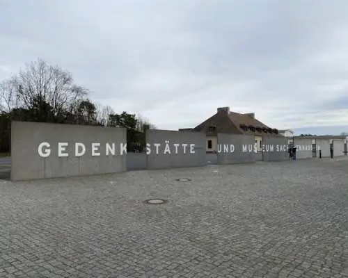 Sachsenhausen Concentration Camp Tour by Private Vehicle