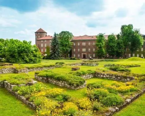 Navigate Kraków's Insta-perfect spots with a local