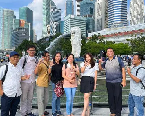 Marina Bay Night Walking Tour