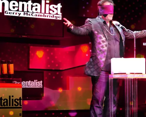 V Theatre Las Vegas - The Mentalist Show