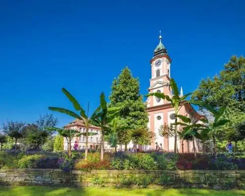 Daily ticket to Mainau Island, a genuine family utopia