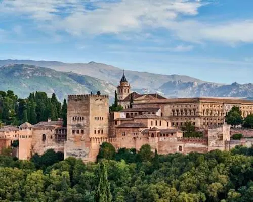 Alhambra 3-hour Guided Tour including Nasrid Palaces