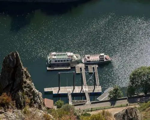 ทัวร์พร้อมไกด์ Ribeira Sacra พร้อมล่องเรือจาก Santiago de Compostela