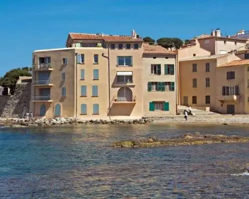 Take a guided tour around Saint-Tropez with a local