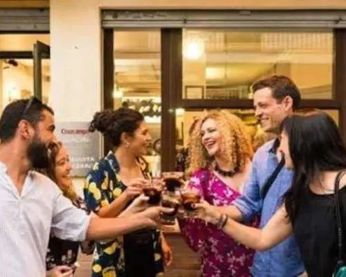Tapas crawl tour in Seville
